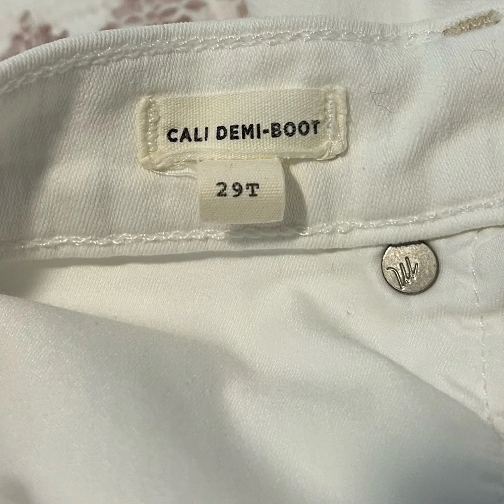 Madewell Cali Demi Boot Jeans in Pure White Denim Raw Hem Edition Size 29